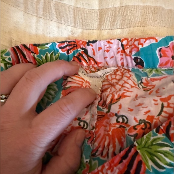 Printfresh Cropped Organic Cotton pajama pants in Playful Parrot motif large - Picture 5 of 6